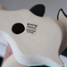 Load image into Gallery viewer, Vintage 1970s Scottish HIGHBANK PORCELAIN (Lochgilphead). Pair of Orcas or Killer Whales
