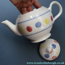 Load image into Gallery viewer, SCOTTISH POTTERY. Rare 1980s Buchan Pottery Teapot. Decorated with the Rare "New Town" pattern
