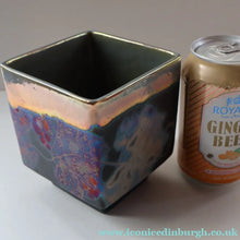 Load image into Gallery viewer, SCOTTISH POTTERY. 1980s Margery Clinton Cube Shape Footed Pot with Fine Lustre Glazes

