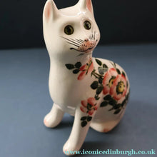 Load image into Gallery viewer, SCOTTISH POTTERY. Collectable GRISELDA HILL POTTERY (Wemyss Ware). Cat with Wild Roses Decoration
