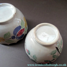 Load image into Gallery viewer, Methven Kirkcaldy Pottery Antique Scottish Pair of Spongeware Bowls
