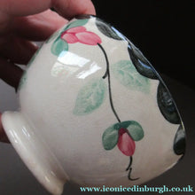 Load image into Gallery viewer, Methven Kirkcaldy Pottery Antique Scottish Pair of Spongeware Bowls
