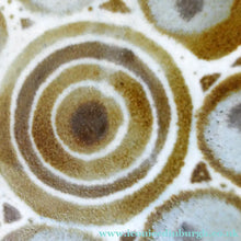 Load image into Gallery viewer, Stunning 1960s Large Scottish AVIEMORE POTTERY Plate / Shallow Dish. 10 inches
