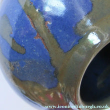 Load image into Gallery viewer, Vintage Scottish Studio Pottery Pot. John Jacobs, Vidlin Pottery
