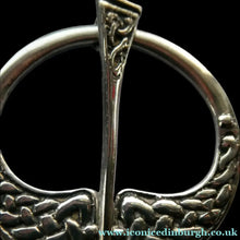 Load image into Gallery viewer, Vintage Scottish Silver Penannualr Brooch Celtic Knotwork Design
