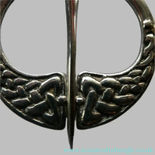 Load image into Gallery viewer, Vintage Scottish Silver Penannualr Brooch Celtic Knotwork Design
