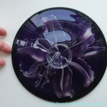 Load image into Gallery viewer, SCOTTISH Studio Glass by Julie Linstead. Very Fine Shallow Footed Dish. 8 inches diameter
