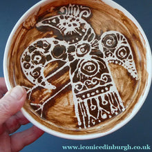 Load image into Gallery viewer, SCOTTISH STUDIO POTTERY Shallow Dish by KENNETH ANNAT for Bemersyde Pottery
