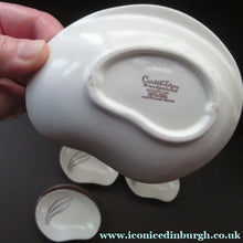 Load image into Gallery viewer, Carlton Ware Small Plates 1950s Brown Windswept Pattern
