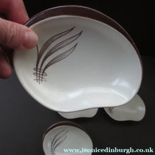 Load image into Gallery viewer, Carlton Ware Small Plates 1950s Brown Windswept Pattern
