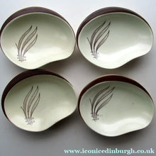 Load image into Gallery viewer, Carlton Ware Small Plates 1950s Brown Windswept Pattern
