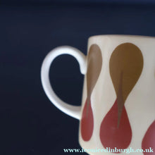 Load image into Gallery viewer, Set of Six 1960s Susie Cooper (Wedgwood). Rare DUMBELLS or Diablo Bone China Coffee Cans and Saucers. BOXED
