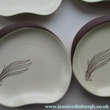 Load image into Gallery viewer, Carlton Ware Medium Plates 1950s Brown Windswept Pattern
