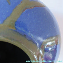 Load image into Gallery viewer, Vintage Scottish Studio Pottery Pot. John Jacobs, Vidlin Pottery
