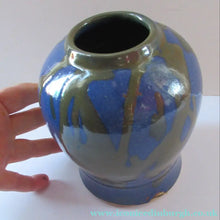 Load image into Gallery viewer, Vintage Scottish Studio Pottery Pot. John Jacobs, Vidlin Pottery

