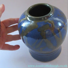 Load image into Gallery viewer, Vintage Scottish Studio Pottery Pot. John Jacobs, Vidlin Pottery
