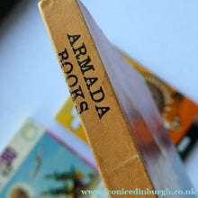 Load image into Gallery viewer, Vintage Gerry Anderson Joe 90 Collectables
