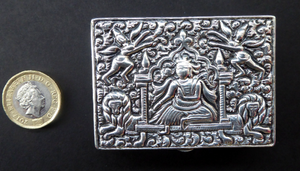 ANTIQUE 1870s Indian Chased Silver Oblong Snuff Box. TRICHINOPOLY.