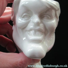 Load image into Gallery viewer, Fluck &amp; Law Spitting Image Egg Cups. Prince Andrew and Sarah Fergusson
