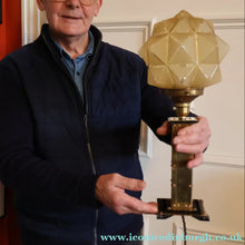 Load image into Gallery viewer, Vintage BRUTALIST / ART DECO Brass Table Lamp with Opaque Cream Star Globe Glass Shade
