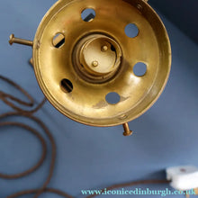 Load image into Gallery viewer, Vintage BRUTALIST / ART DECO Brass Table Lamp with Opaque Cream Star Globe Glass Shade
