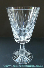 Load image into Gallery viewer, Boxed Set of Four Richmond Pattern Red Wine Stuart Crystal Glasses 6 1/2 inches
