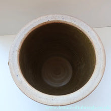 Load image into Gallery viewer, STUDIO POTTERY. Monumental Lidded Pot with Twin Handles by David Lloyd Jones (1928-1994). Height 14 3/4 inches

