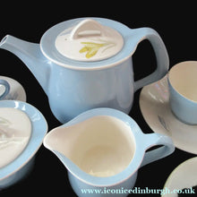 Load image into Gallery viewer, 1950s NOREWEGIAN Figgjo Flint CROCUS PATTERN Tea Set 
