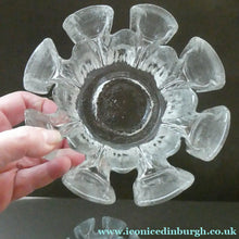 Load image into Gallery viewer, Vintage 1970s Ravenhead Glass / Crytal Bowl. Flair Series
