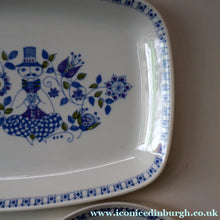 Load image into Gallery viewer, THREE PIECES of Vintage Norwegian Ceramics by Figgjo Flint: Lotte Design. Large Oblong Dish and Two Side Plates
