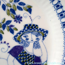 Load image into Gallery viewer, THREE PIECES of Vintage Norwegian Ceramics by Figgjo Flint: Lotte Design. Large Oblong Dish and Two Side Plates

