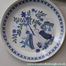 Load image into Gallery viewer, THREE PIECES of Vintage Norwegian Ceramics by Figgjo Flint: Lotte Design. Large Oblong Dish and Two Side Plates
