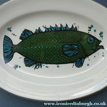 Load image into Gallery viewer, 1970's AQUARIUS Oval Plate. WASHINGTON POTTERY. Quirky Green Fish
