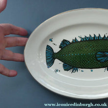 Load image into Gallery viewer, 1970's AQUARIUS Oval Plate. WASHINGTON POTTERY. Quirky Green Fish
