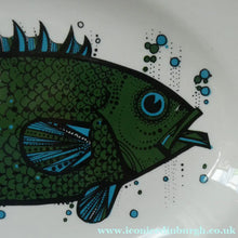 Load image into Gallery viewer, 1970's AQUARIUS Oval Plate. WASHINGTON POTTERY. Quirky Green Fish
