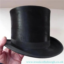 Load image into Gallery viewer, VERY LARGE Genuine Victorian Antique Top Hat. Size 7 1/4+ RARE Coachman's Rosette
