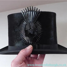 Load image into Gallery viewer, VERY LARGE Genuine Victorian Antique Top Hat. Size 7 1/4+ RARE Coachman's Rosette
