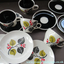 Load image into Gallery viewer, 1950s Wade Red Berries Rosehip Pattern, Trio: Cup, Saucer and Side Plate
