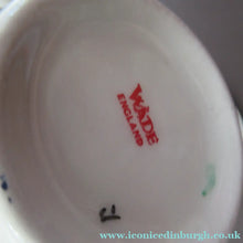 Load image into Gallery viewer, 1950s Wade Red Berries Rosehip Pattern, Trio: Cup, Saucer and Side Plate
