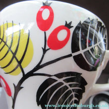 Load image into Gallery viewer, 1950s Wade Red Berries Rosehip Pattern, Trio: Cup, Saucer and Side Plate

