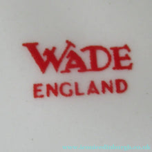 Load image into Gallery viewer, 1950s Wade Red Berries Rosehip Pattern, Trio: Cup, Saucer and Side Plate
