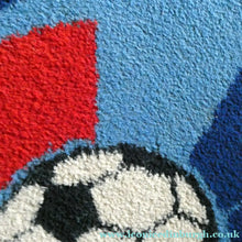 Load image into Gallery viewer, 1978 World Cup. Scotland Argentia Souvenir Wool Fireside Rug
