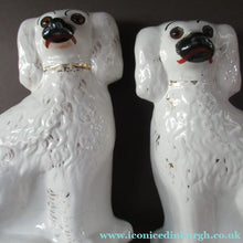 Load image into Gallery viewer, Victorian Antique Staffordshire Chimney Spaniels or Wally Dugs. 1880s PAIR
