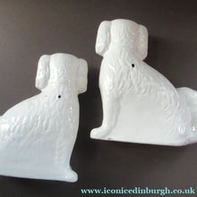 Load image into Gallery viewer, Victorian Antique Staffordshire Chimney Spaniels or Wally Dugs. 1880s PAIR
