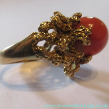 Load image into Gallery viewer, 1960s 18ct Gold &amp; Natural Coral Cocktail Ring UK Size P

