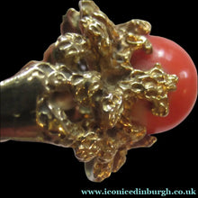 Load image into Gallery viewer, 1960s 18ct Gold &amp; Natural Coral Cocktail Ring UK Size P
