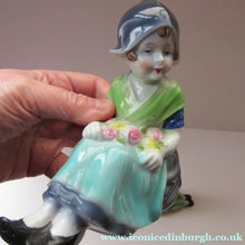 Load image into Gallery viewer, Vintage 1930s / 1940s Ceramic DUTCH Boy and Girl Pair of Bookends 
