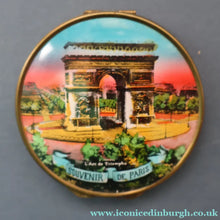 Load image into Gallery viewer, Vintage 1940s / 1950s Powder Compact. Sacre Coeur, Paris Image on Lid, Celluloid Back and Clean Interior
