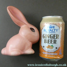 Load image into Gallery viewer, Vintage 1940s SYLVAC STYLE Bubblegum Pink Snub Nose Bunny Rabbit. 5 inches - British Ceramics
