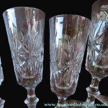 Load image into Gallery viewer, Vintage 1950s Edinburgh Crystal Star of Edinburgh Champagne Flutes
